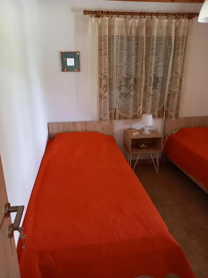 נאוס מרמרס Villa Niki בית נופש נאוס מרמרס