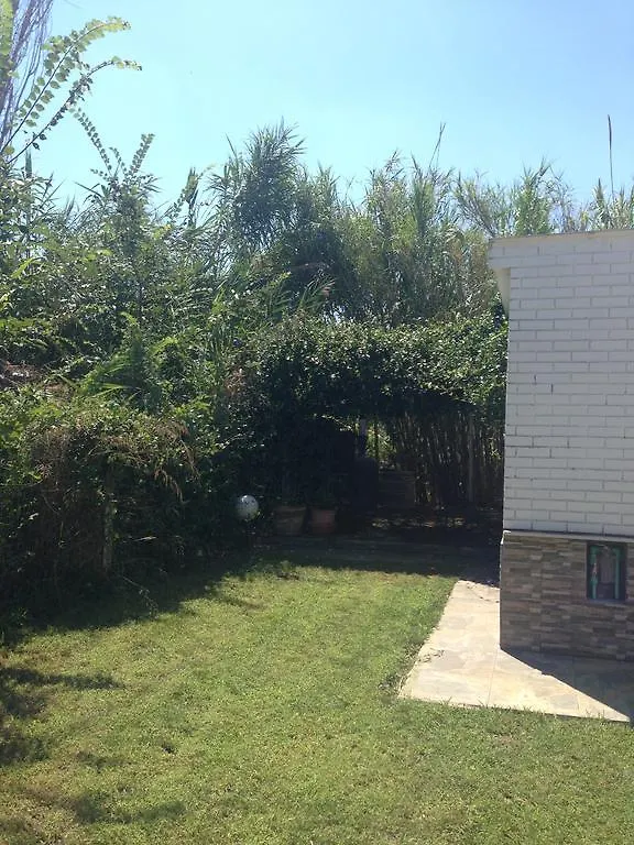 נאוס מרמרס Villa Niki 0*, נאוס מרמרס